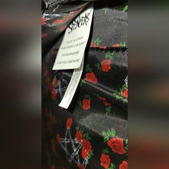 Spencer's black leather mini bag - Picture 9 of 9